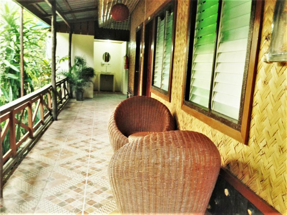 Antonio Village Pension&Cafe El Nido Esterno foto